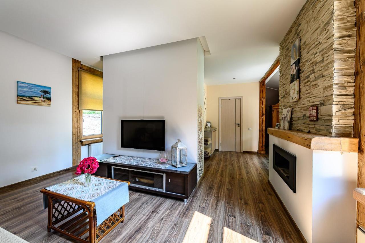 Holiday Apartment With Terrace Liepāja Exterior foto